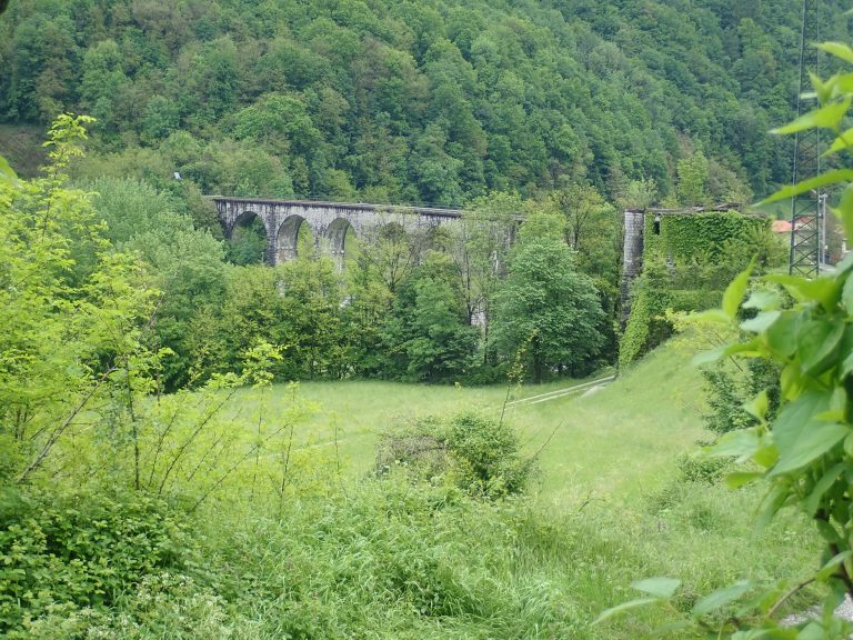 Viadukt Idrijca - 258 m long with guard fortresses on both sides..., abundant WWI history.